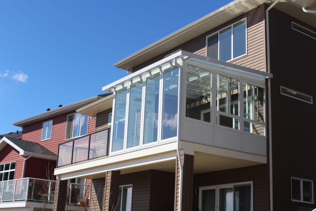 Screen Windows Allow Airflow Completed 3 Season Sunroom Project